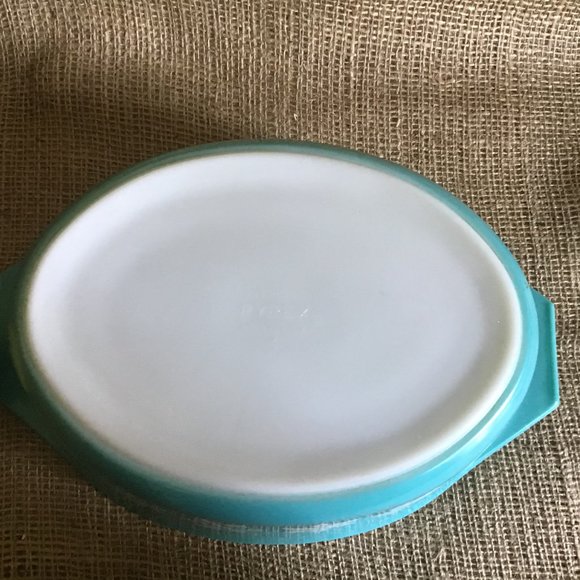 Vintage Pyrex Turquoise Snowflake Oval Dish - Picture 11 of 13